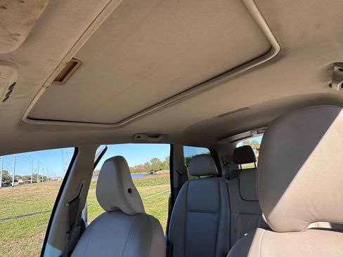 Used 2011 Volvo XC90 3.2 image 17