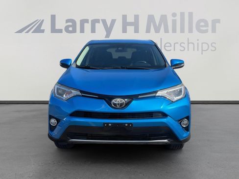 Used 2018 Toyota RAV4 XLE w/ Protection Package FWD image 4