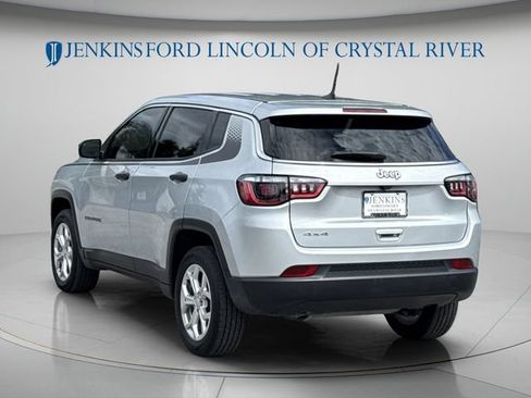 Used 2024 Jeep Compass Sport w/ Mopar Graphics Package AWD/4WD image 6