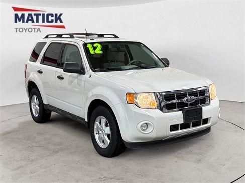 Used 2012 Ford Escape XLT image 1