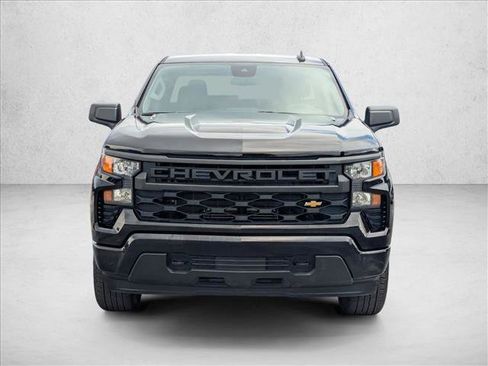 Used 2026 Chevrolet Silverado 1500 Custom RWD image 2