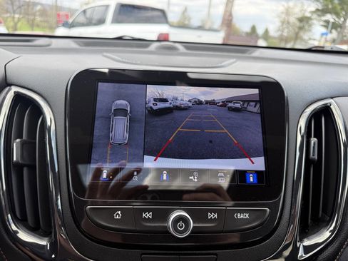 Used 2023 Chevrolet Equinox Premier image 32