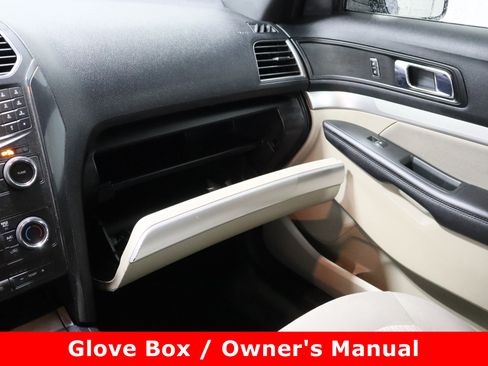 Used 2018 Ford Explorer FWD image 22