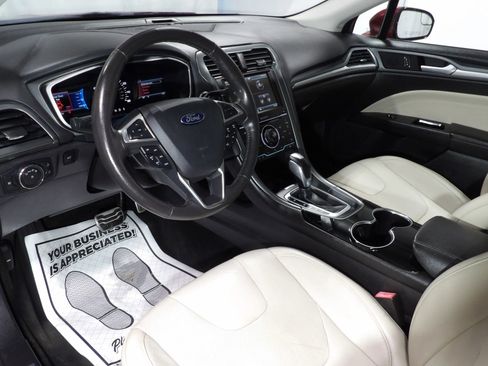 Used 2015 Ford Fusion Titanium image 11