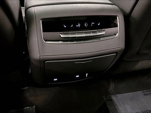 Used 2023 Cadillac Escalade Premium Luxury w/ Performance Package AWD/4WD image 34