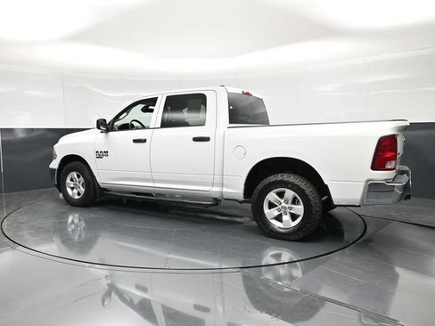Used 2022 RAM 1500 Classic SLT AWD/4WD image 8