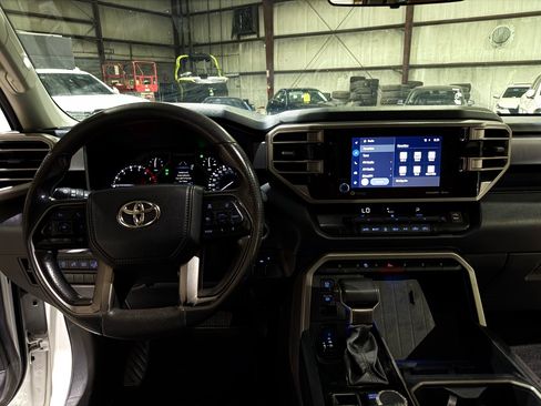 Used 2023 Toyota Tundra SR5 w/ SR5 Convenience Package AWD/4WD image 29