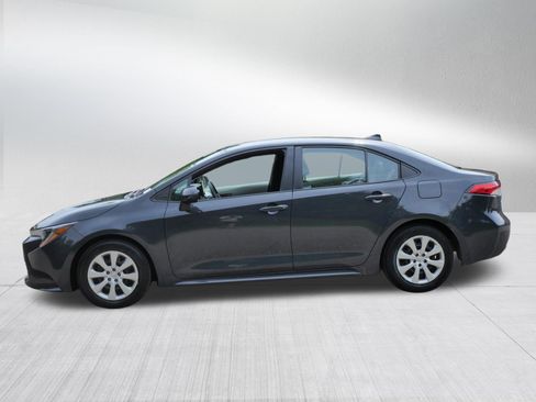 Used 2024 Toyota Corolla LE FWD image 5
