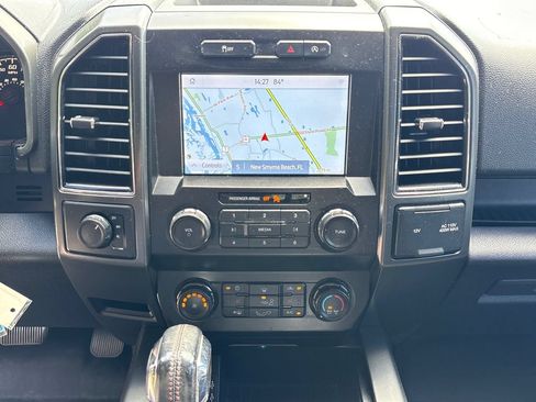 Used 2019 Ford F150 XLT w/ Equipment Group 302A Luxury AWD/4WD image 24