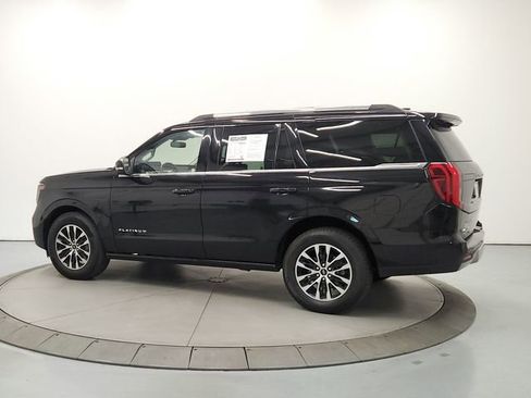 Used 2025 Ford Expedition Platinum AWD/4WD image 5