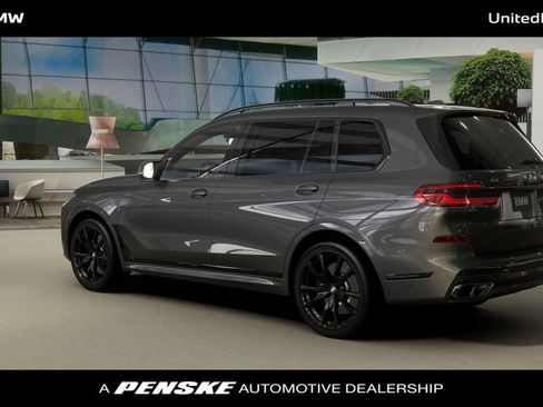 New 2026 BMW X7 M60i image 30