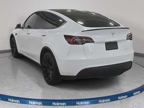 Used 2023 Tesla Model Y Long Range image 4