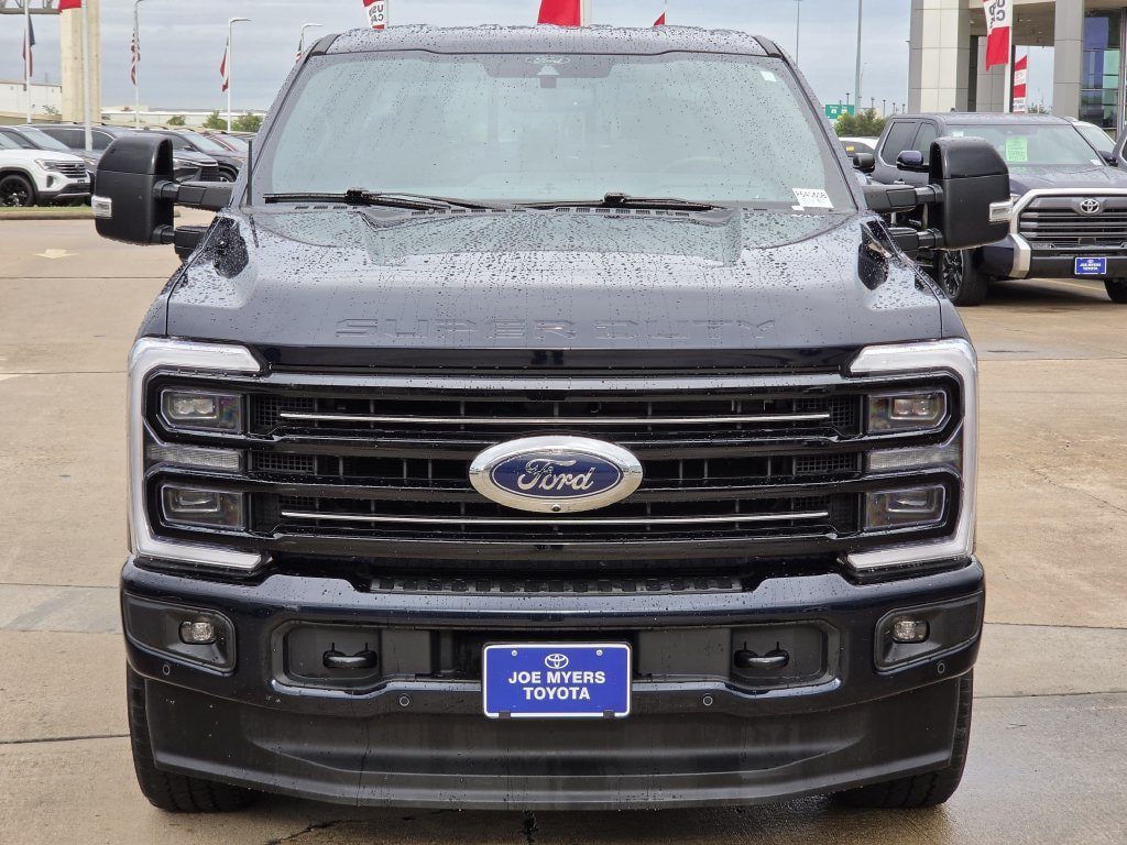 Used 2025 Ford F250 Platinum AWD/4WD image 3