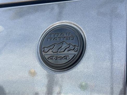 Used 2022 Jeep Wrangler Unlimited Sport AWD/4WD image 39