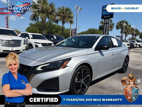 Used 2024 Nissan Altima 2.5 SR FWD image 1