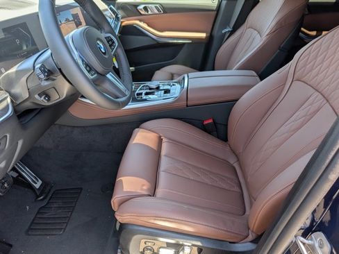 New 2026 BMW X5 xDrive40i w/ M Sport Package AWD/4WD image 4
