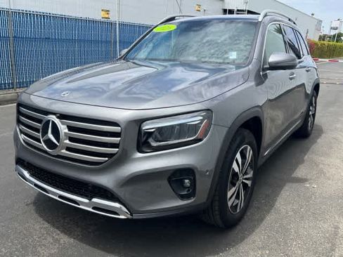 Used 2026 Mercedes-Benz GLB 250 4MATIC image 9