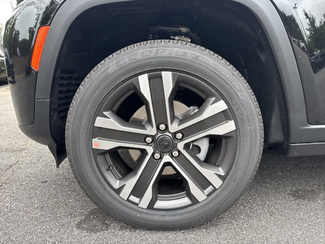 New 2027 Jeep Grand Cherokee Limited AWD/4WD image 11
