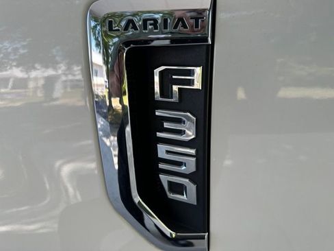 Used 2022 Ford F350 Lariat w/ Lariat Ultimate Package AWD/4WD image 42