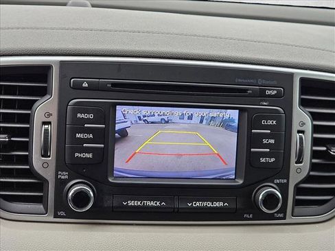 Used 2019 Kia Sportage LX FWD image 11