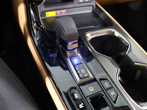 Certified 2026 Lexus NX 350 AWD image 30