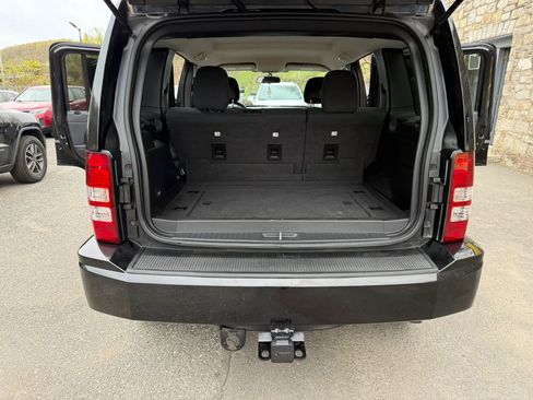 Used 2012 Jeep Liberty Sport w/ Popular Equipment Group AWD/4WD image 13