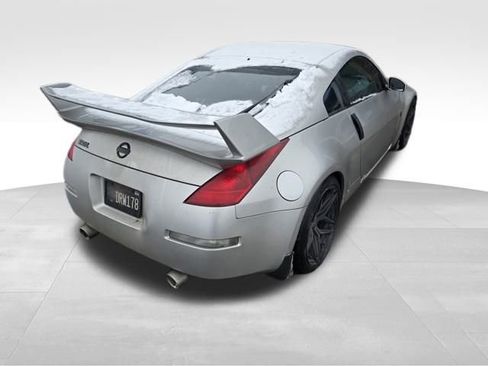 Used 2004 Nissan 350Z Enthusiast w/ Aerodynamics Pkg image 5