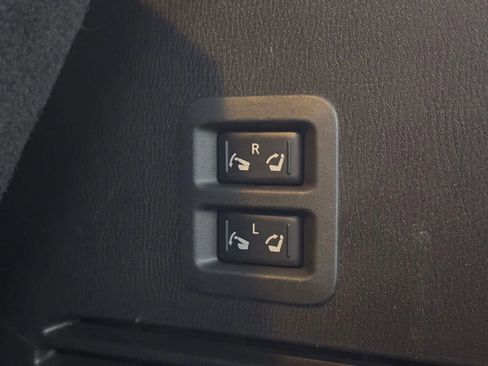 Used 2020 Nissan Armada SL w/ Premium Package AWD/4WD image 17