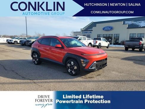 Used 2024 Hyundai Kona SEL FWD image 1