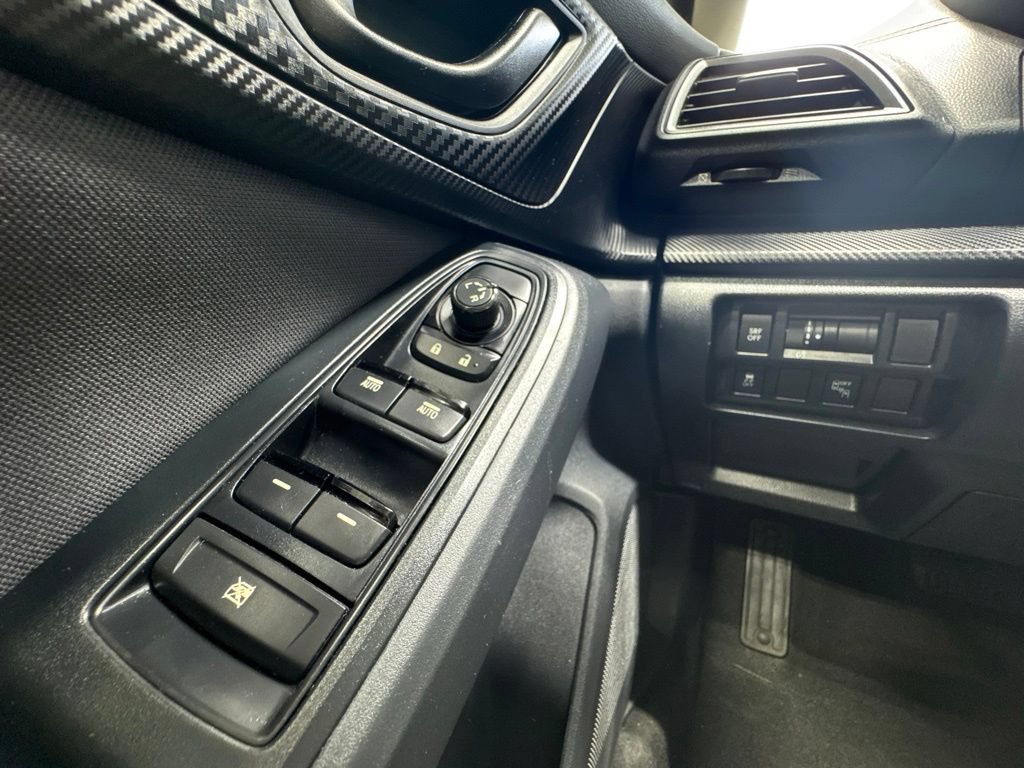 Used 2019 Subaru Crosstrek 2.0i Premium AWD/4WD image 9