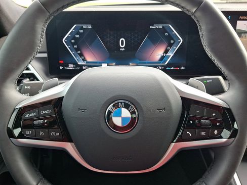 Used 2025 BMW 330i xDrive Sedan w/ M Sport Package AWD/4WD image 19