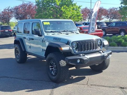 Used 2024 Jeep Wrangler Unlimited Sport AWD/4WD image 3