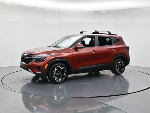 Used 2026 Kia Seltos S FWD image 5