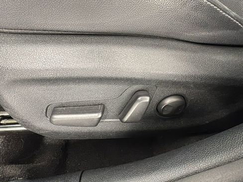 Used 2022 Kia Niro Touring Special Edition image 11