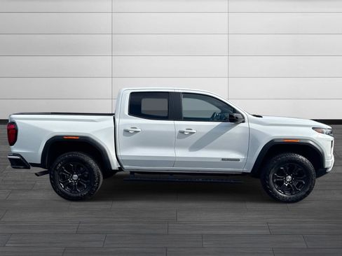 Used 2024 GMC Canyon Elevation RWD image 3
