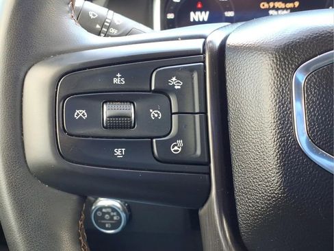 Used 2024 GMC Sierra 2500 AT4 w/ AT4 Premium Plus Package AWD/4WD image 25