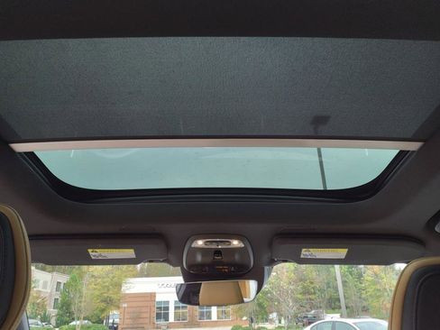 Certified 2022 Volvo XC90 T6 Inscription w/ Advanced Package image 15