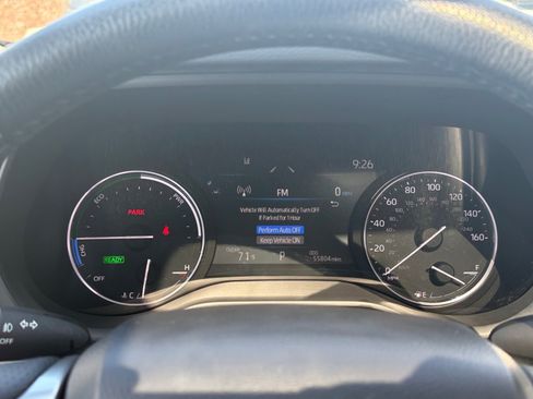 Used 2021 Toyota Sienna Limited AWD/4WD image 10