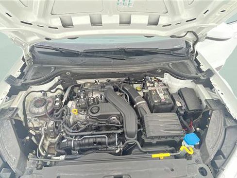 Used 2023 Volkswagen Taos SE image 38