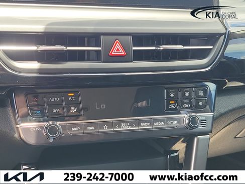 New 2026 Kia Seltos S FWD image 25