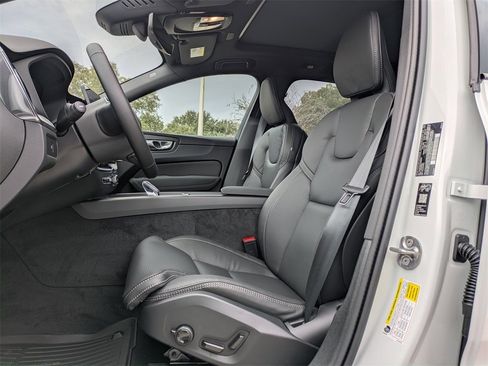 New 2026 Volvo XC60 B5 Ultra w/ Protection Package Premier image 2