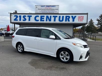 Used 2018 Toyota Sienna LE