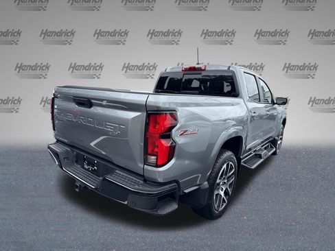 Used 2024 Chevrolet Colorado Z71 w/ Z71 Convenience Package 2 AWD/4WD image 10