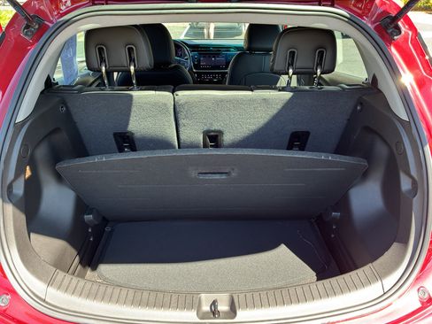 Used 2022 Chevrolet Bolt LT w/ Infotainment Package FWD image 50