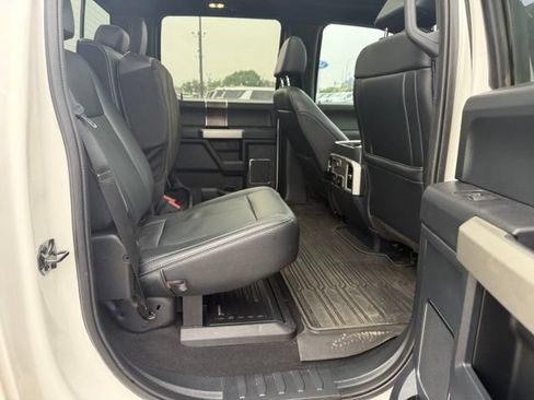 Used 2022 Ford F350 Lariat w/ Black Appearance Package AWD/4WD image 13