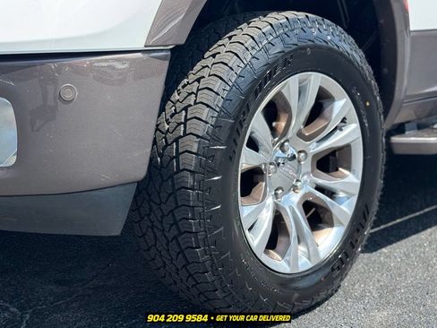 Used 2018 RAM 1500 Laramie Longhorn w/ Convenience Group AWD/4WD image 14