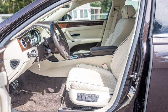 Used 2014 Bentley Flying Spur W12 AWD/4WD image 51