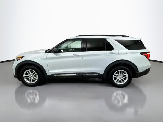 Certified 2025 Ford Explorer Active AWD/4WD image 4