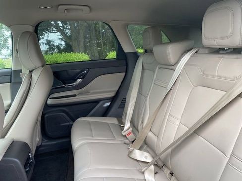 Used 2023 Lincoln Corsair FWD image 14