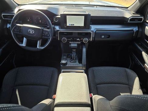 Used 2026 Toyota 4Runner SR5 AWD/4WD image 11